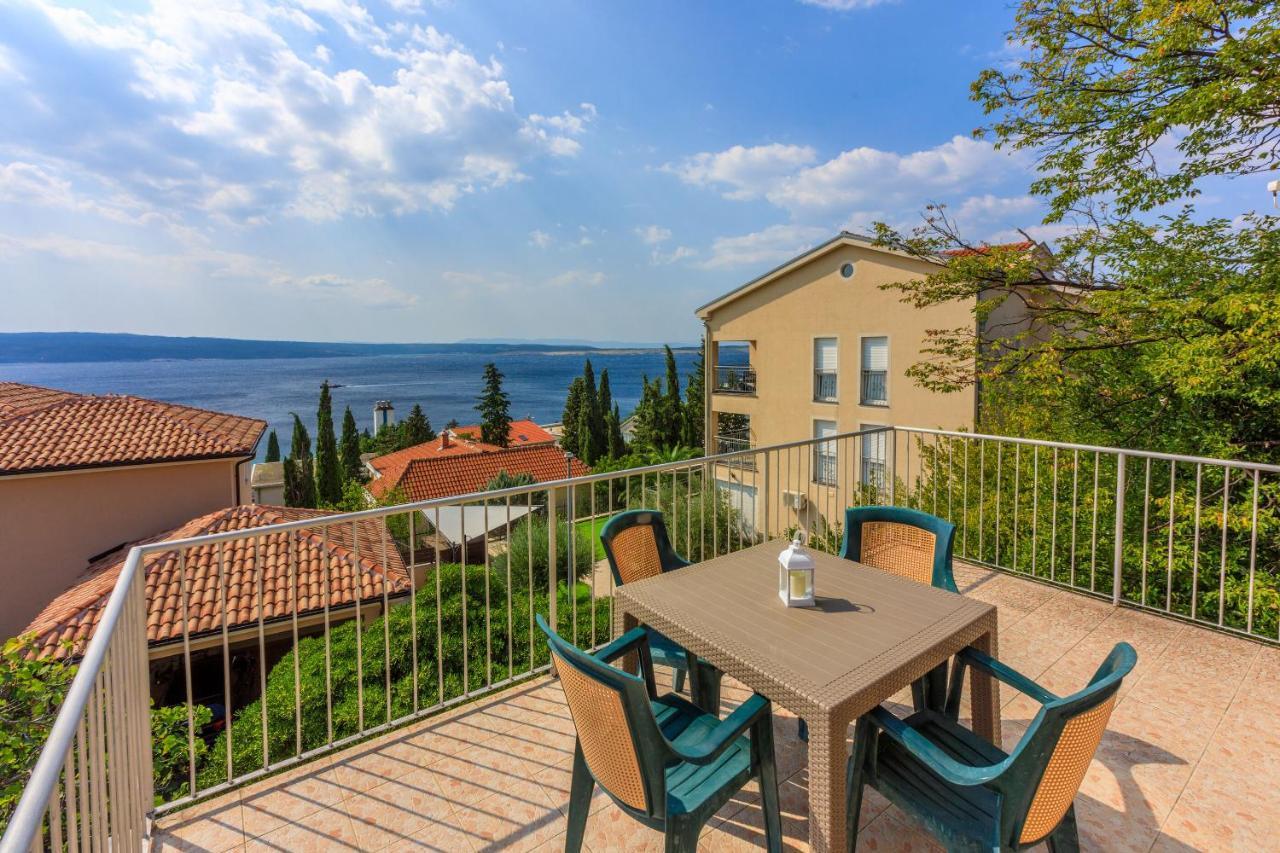 Apartments Bartulin Crikvenica Exterior photo